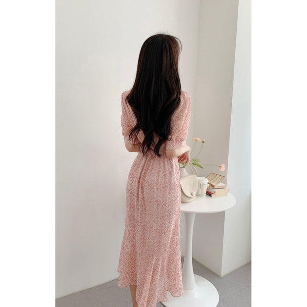 Summer New French Style V-neck Lace Edge Puff Sleeve Dress