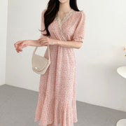 Summer New French Style V-neck Lace Edge Puff Sleeve Dress